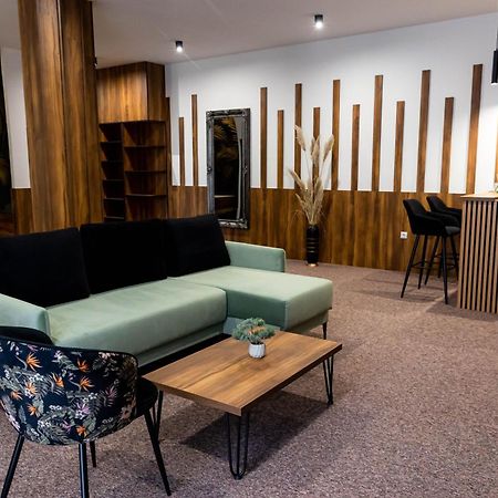 Hostel Tron Travnik Extérieur photo