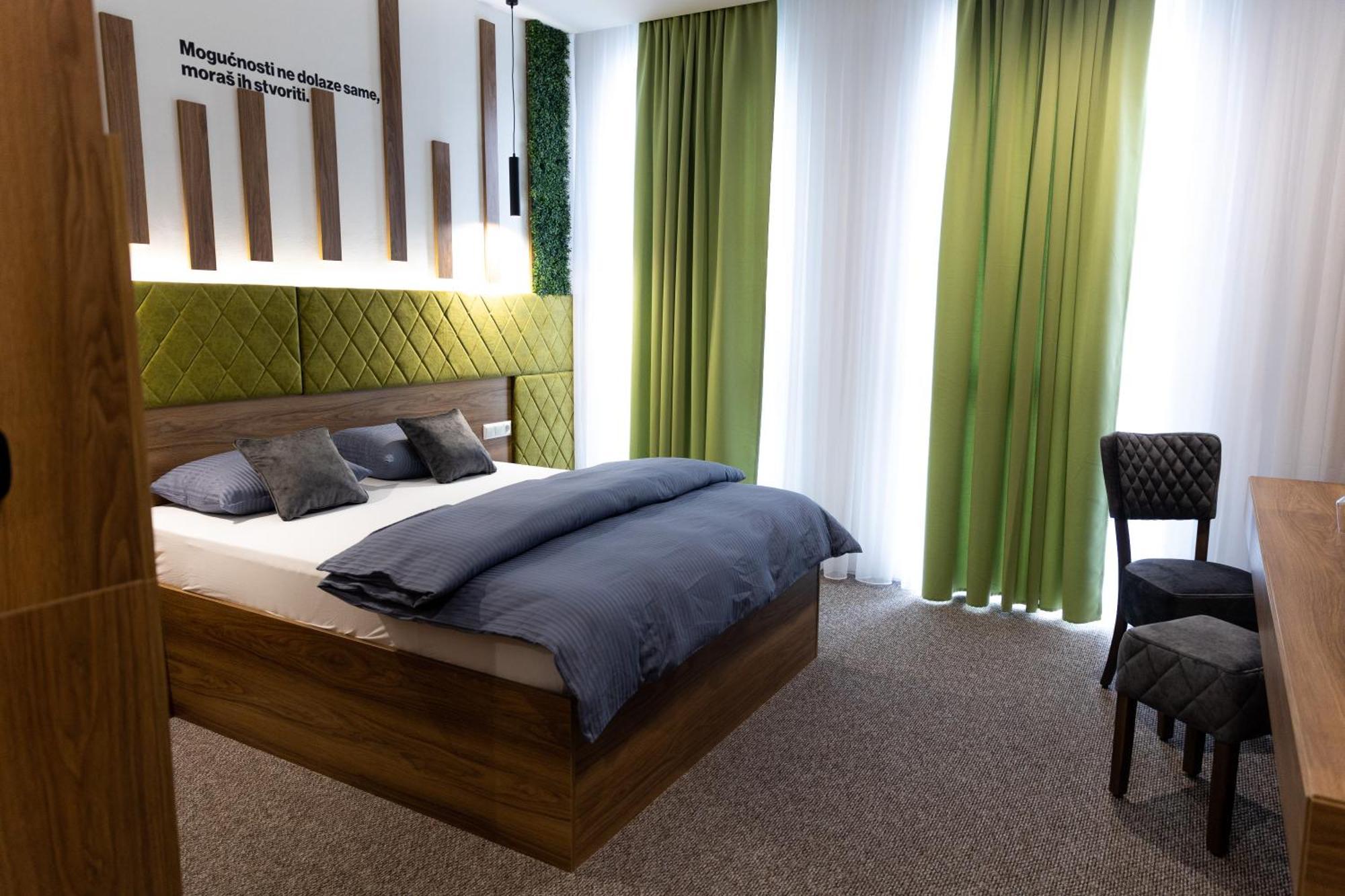 Hostel Tron Travnik Extérieur photo