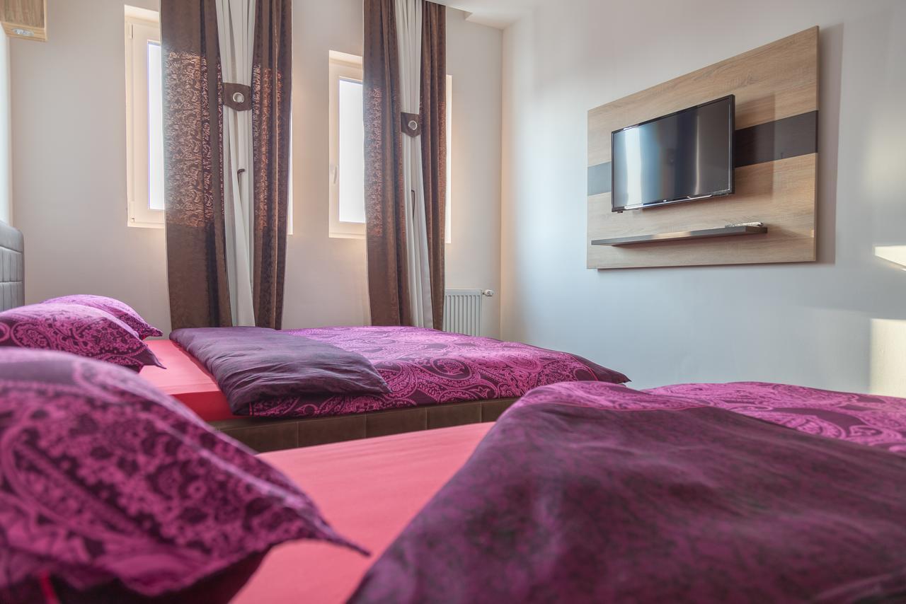Hostel Tron Travnik Extérieur photo